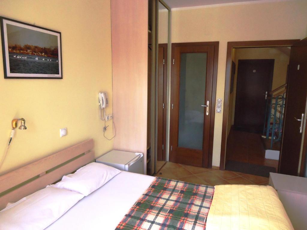 Hotel Pelikan Virpazar Exterior foto