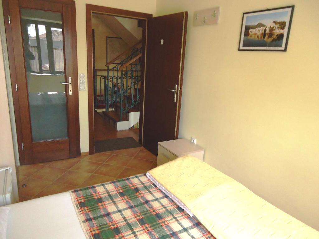 Hotel Pelikan Virpazar Exterior foto